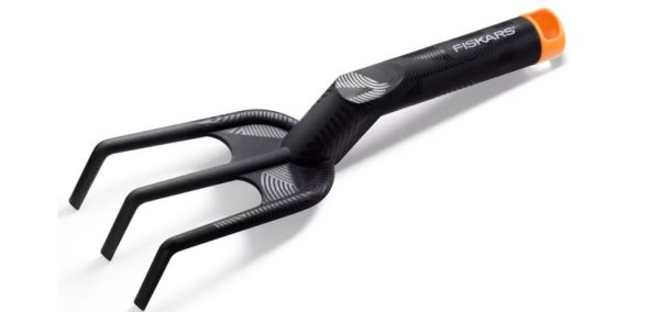 FISKARS MÖYHENNYSKUOKKA SOLID